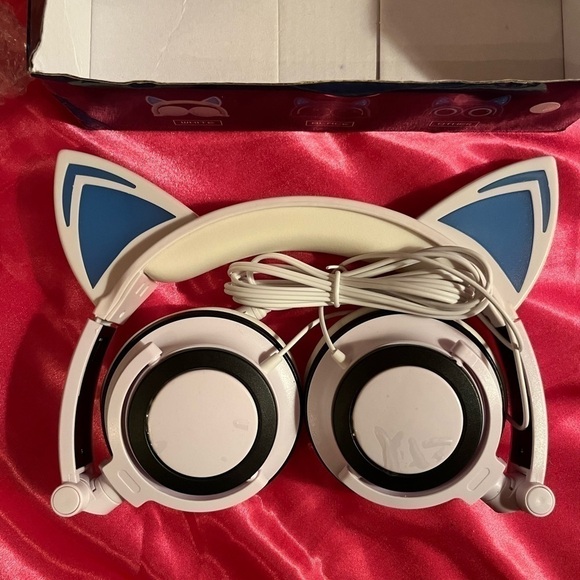 CAT ear headphones - Picture 2 of 3